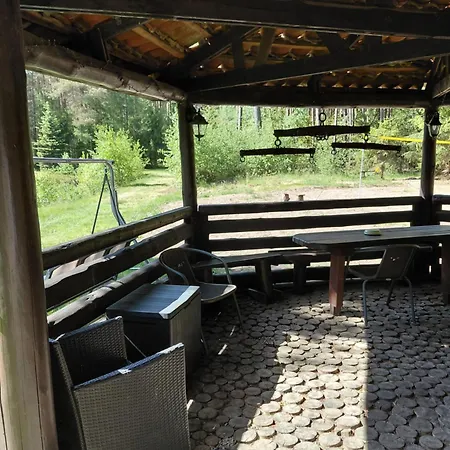 Dom Nad Stawem - Alex *